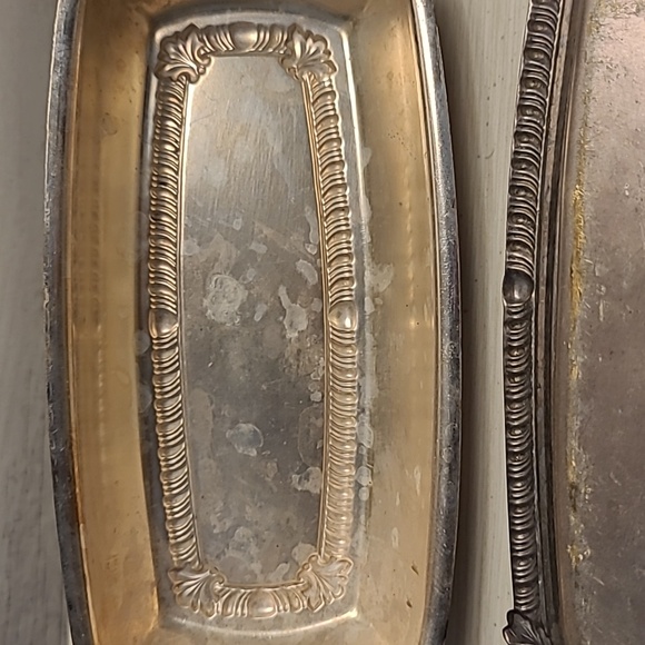 Vintage silver plated butter dish with original glass liner insert - Picture 6 of 12